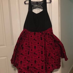 NEW Torrid Snow White Dress